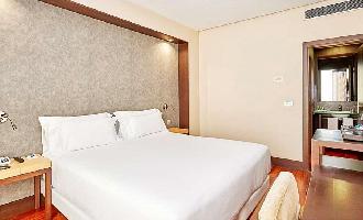 Hotel Nh Sevilla Plaza De Armas 