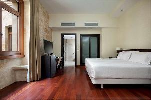 Hotel Nh Puerta De La Catedral Hotel Nh Puerta De La Catedral